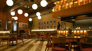 Writing a Café Review